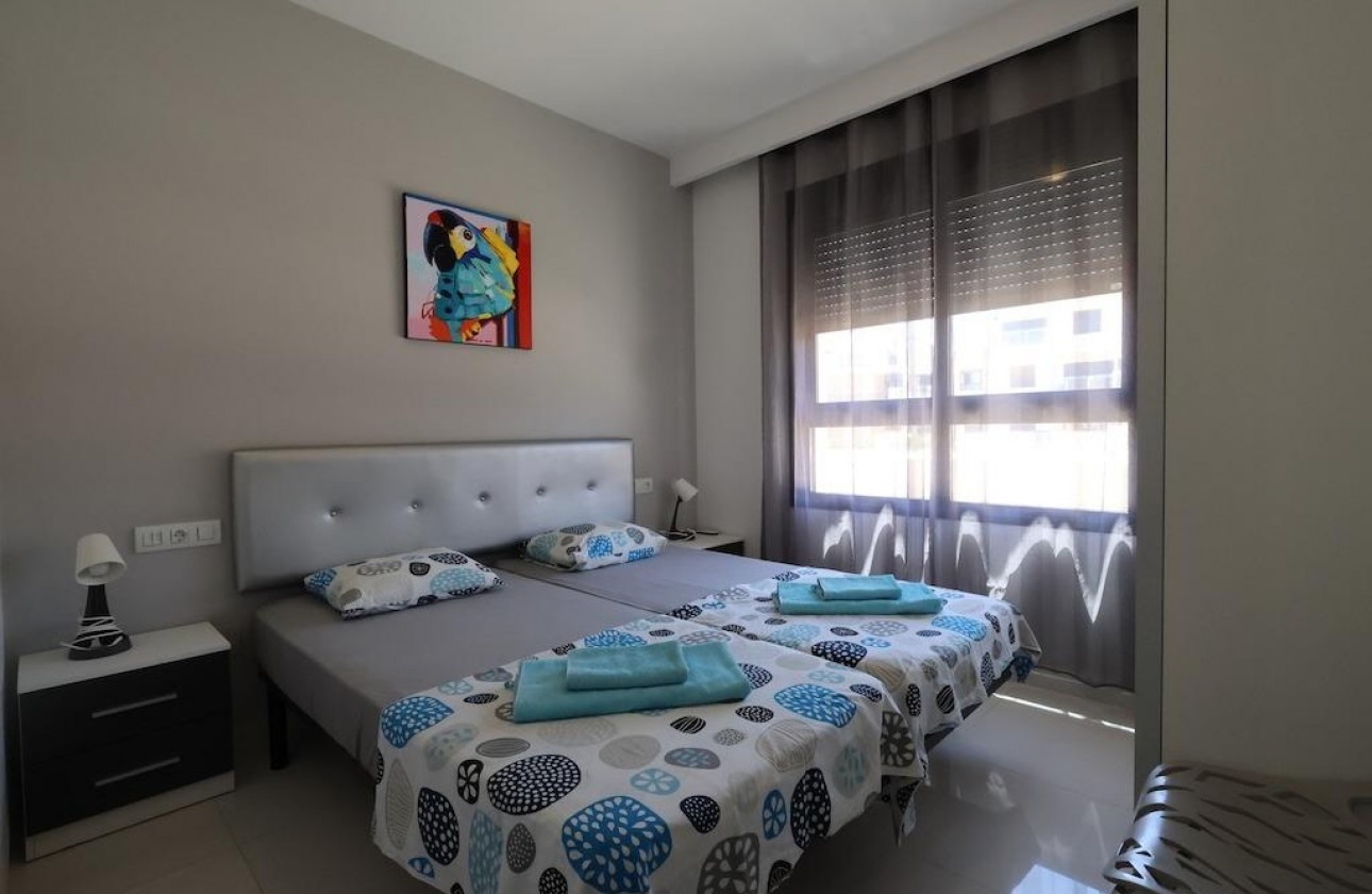 Resale - Apartment / flat - Pilar de la Horadada - Costa Blanca