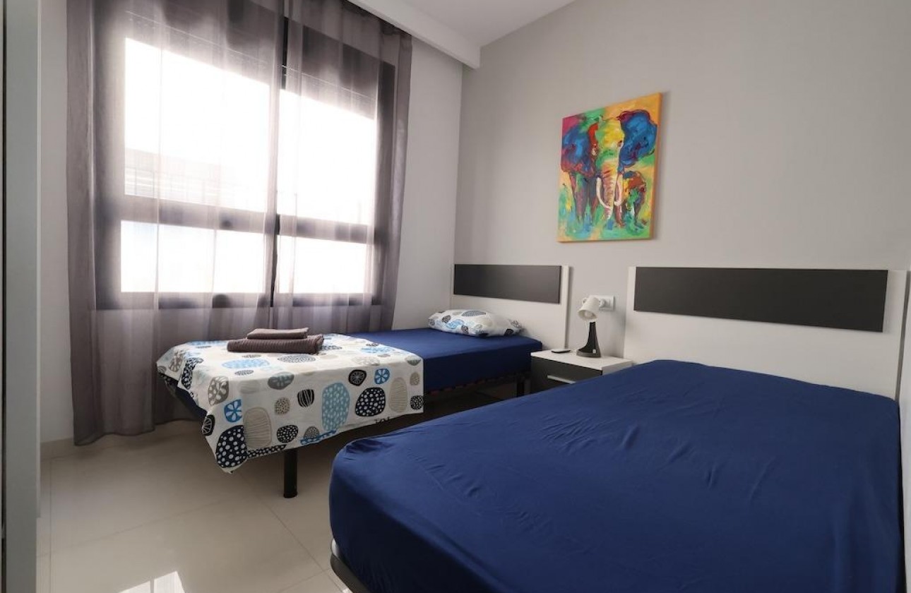 Resale - Apartment / flat - Pilar de la Horadada - Costa Blanca