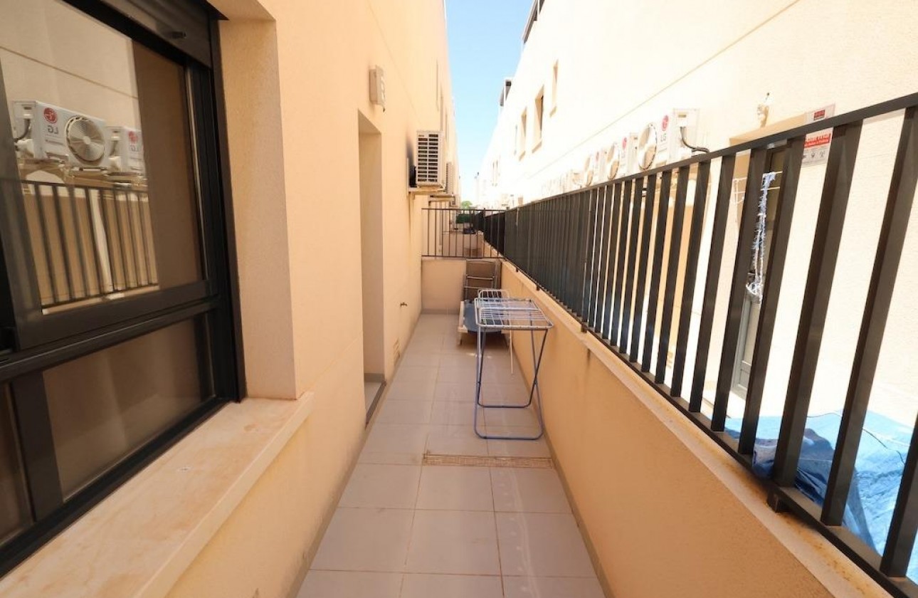 Resale - Apartment / flat - Pilar de la Horadada - Costa Blanca