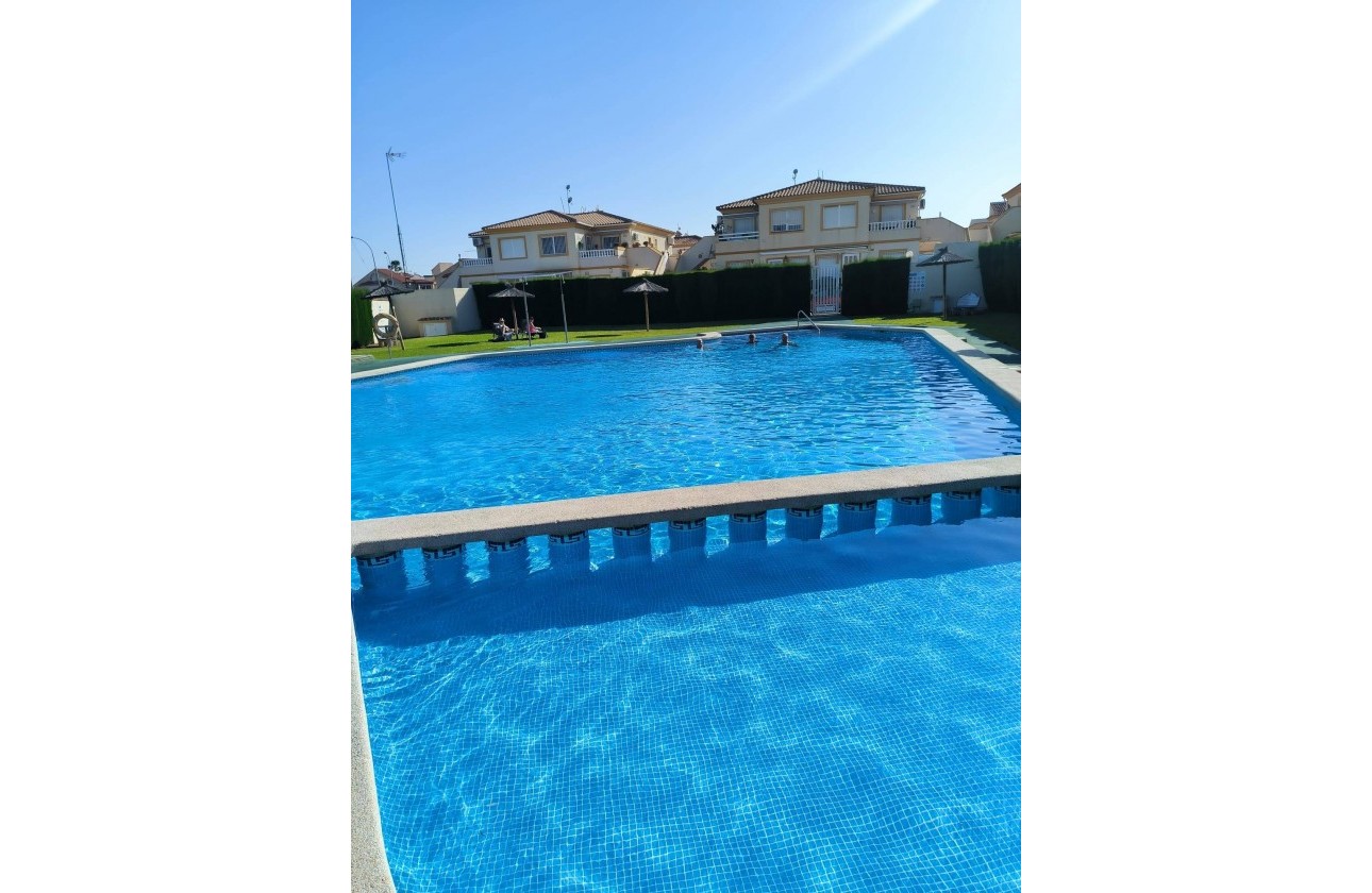 Resale - Bungalow - Orihuela Costa - Playa Flamenca