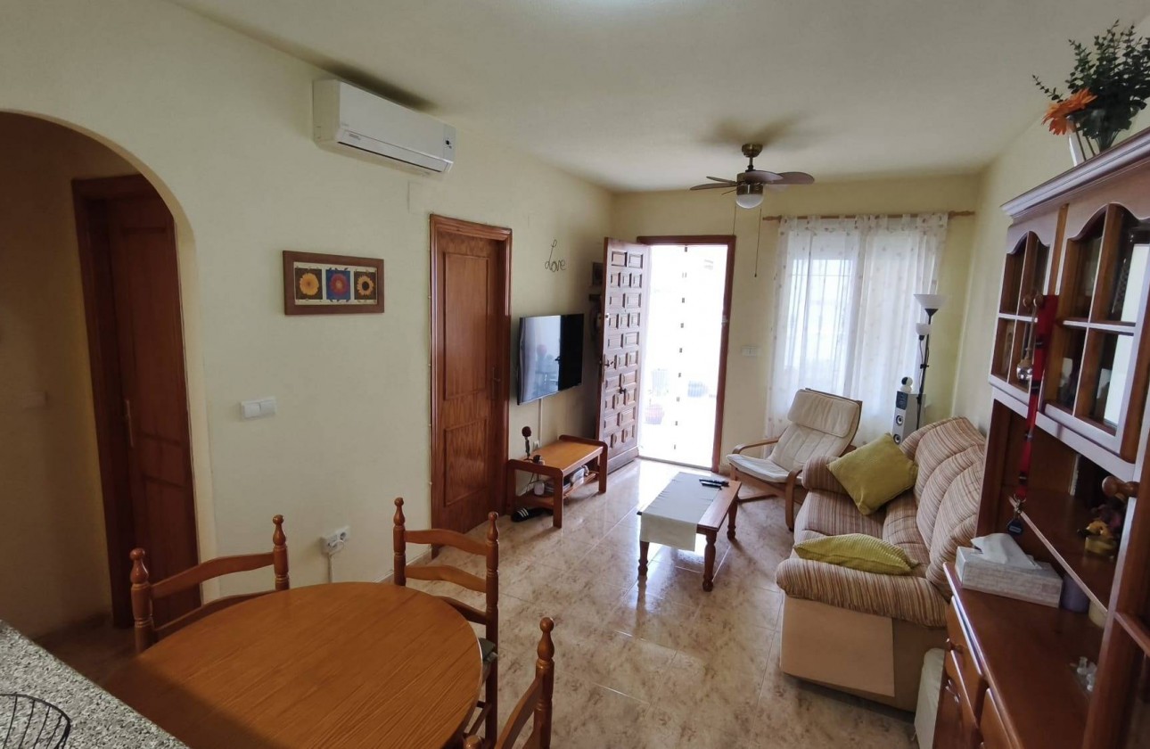 Resale - Bungalow - Orihuela Costa - Playa Flamenca