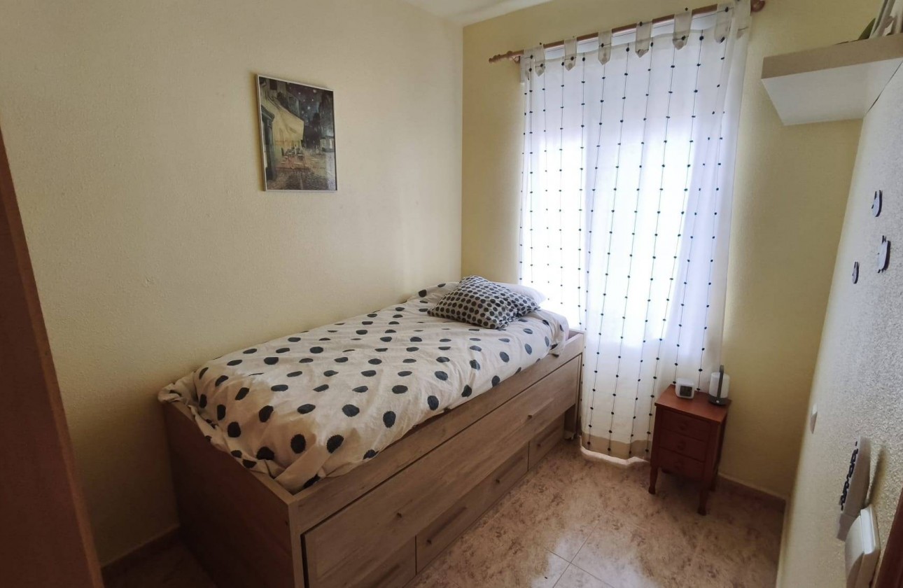 Resale - Bungalow - Orihuela Costa - Playa Flamenca