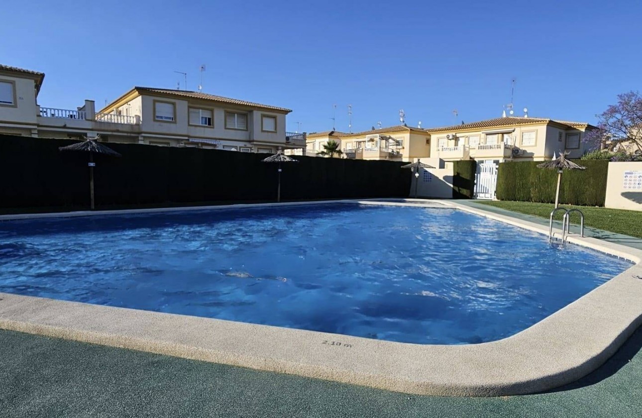 Resale - Bungalow - Orihuela Costa - Playa Flamenca