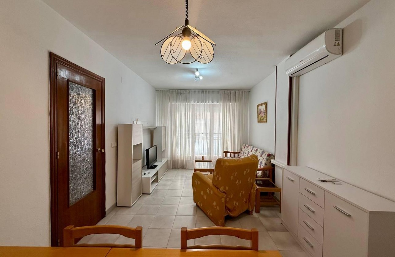 Resale - Apartment / flat - Torrevieja - Playa del Cura