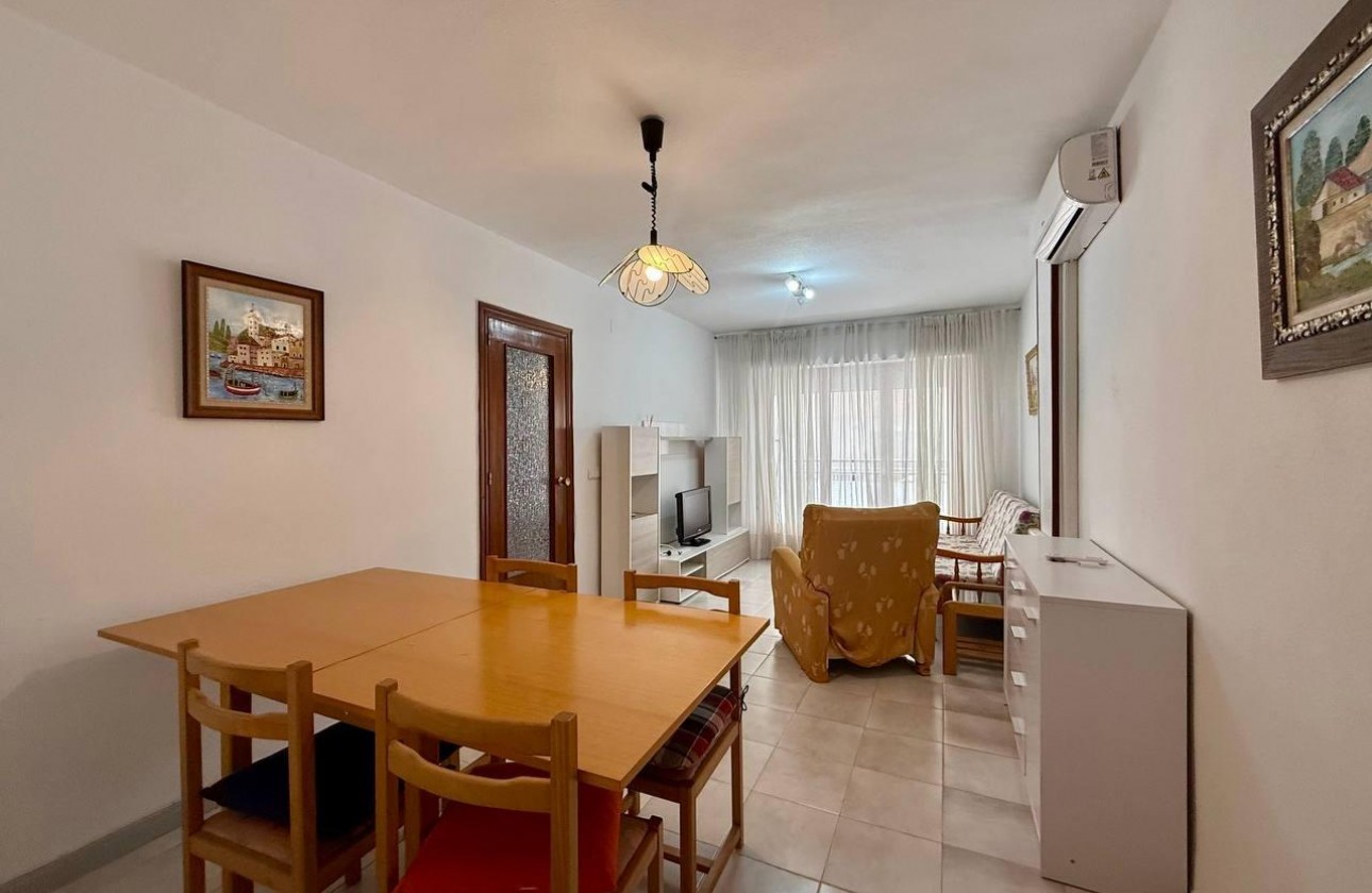 Resale - Apartment / flat - Torrevieja - Playa del Cura