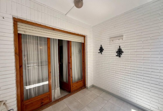Resale - Apartment / flat - Torrevieja - Playa del Cura
