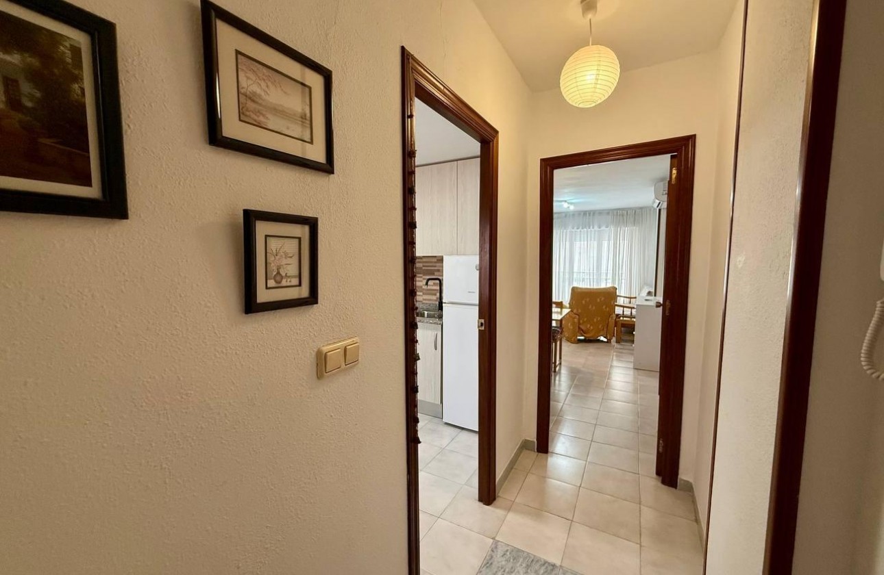 Resale - Apartment / flat - Torrevieja - Playa del Cura
