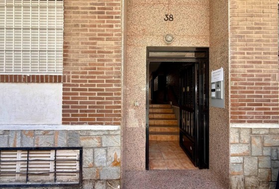 Resale - Apartment / flat - Torrevieja - Playa del Cura