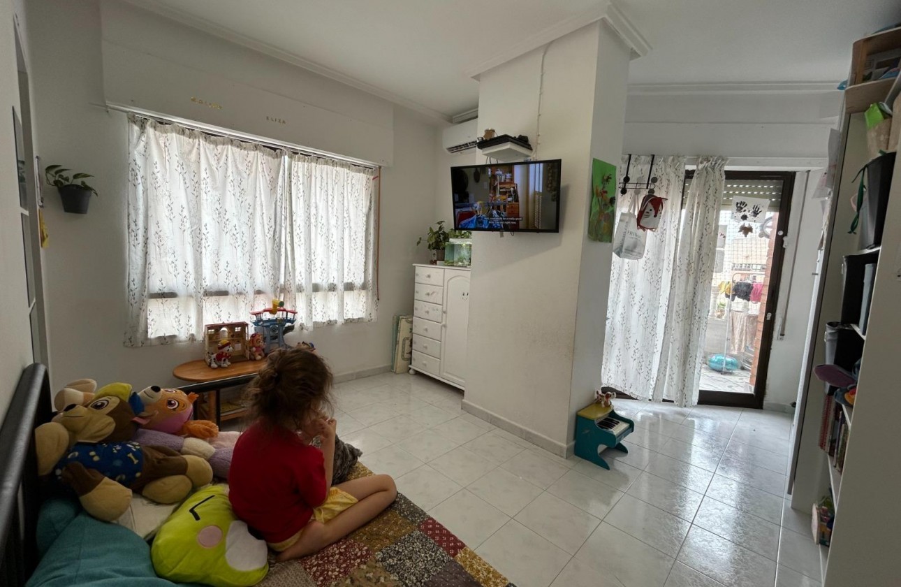 Resale - Apartment / flat - Torrevieja - Centro
