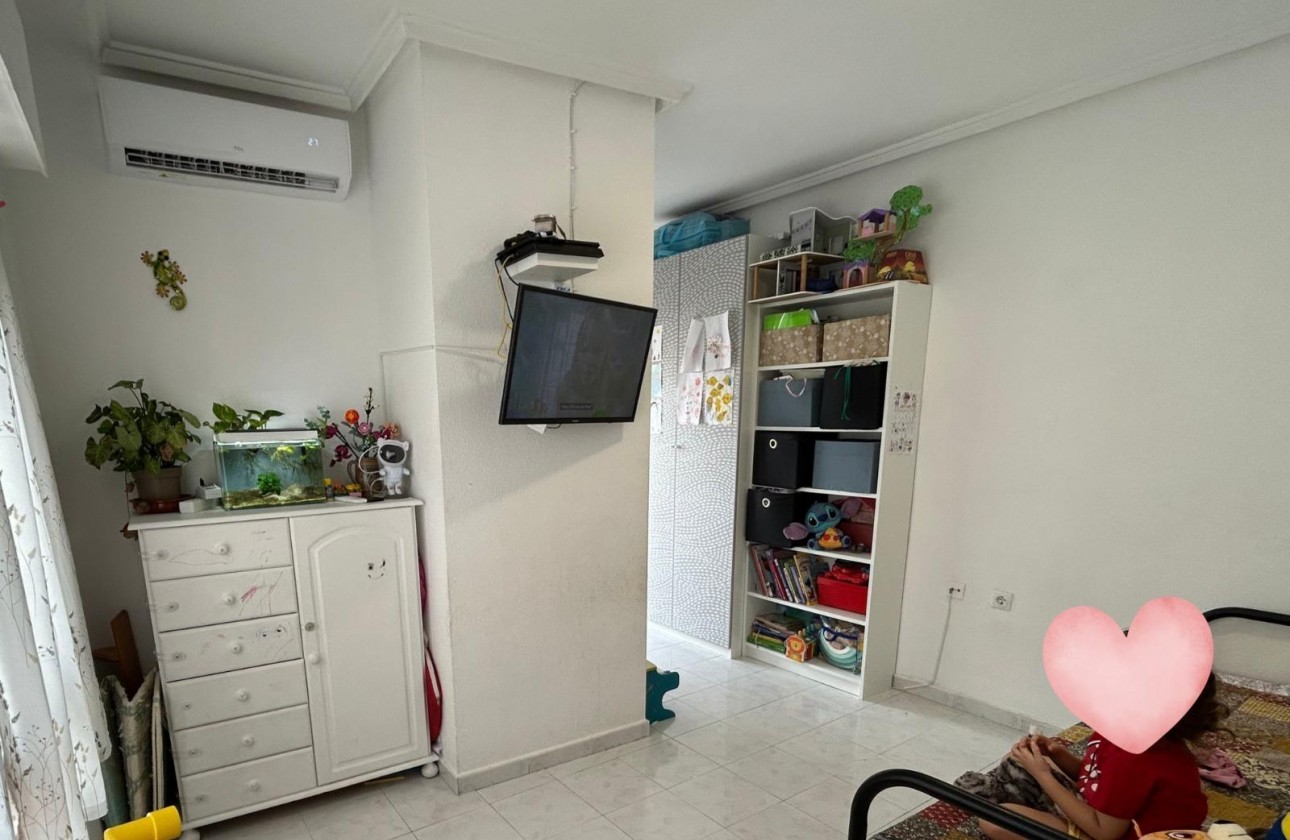 Resale - Apartment / flat - Torrevieja - Centro