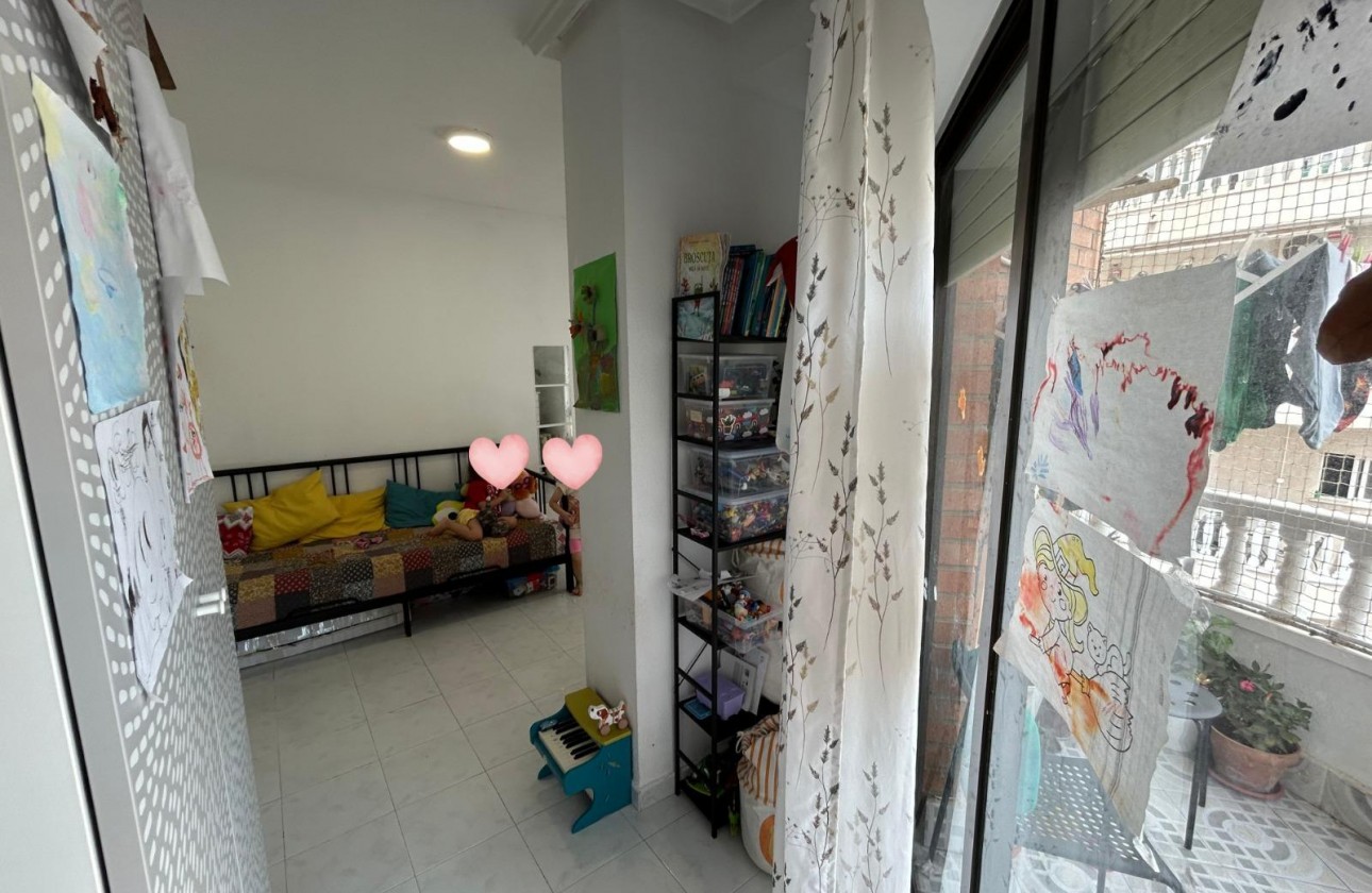 Resale - Apartment / flat - Torrevieja - Centro