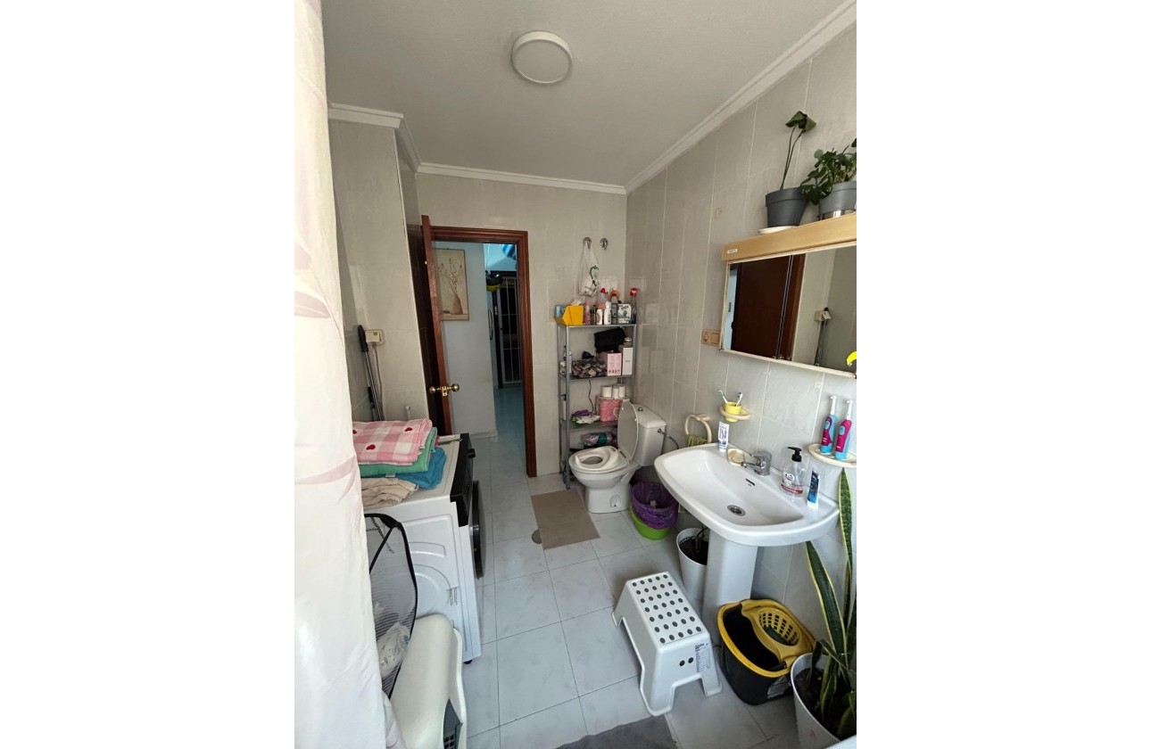 Resale - Apartment / flat - Torrevieja - Centro
