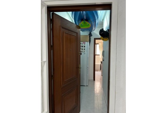 Resale - Apartment / flat - Torrevieja - Centro