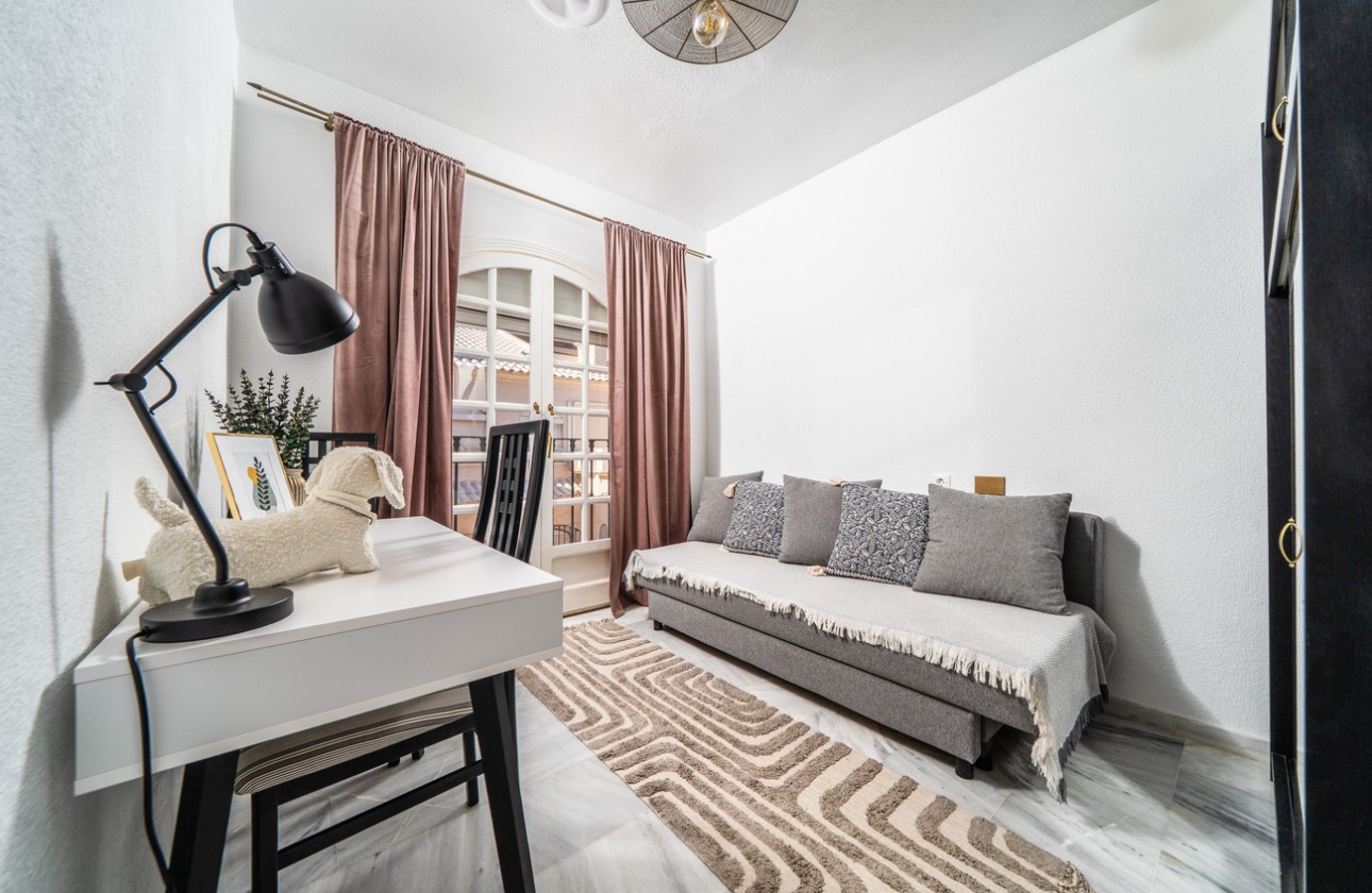 Revente - Appartement - Torrevieja - Aguas Nuevas
