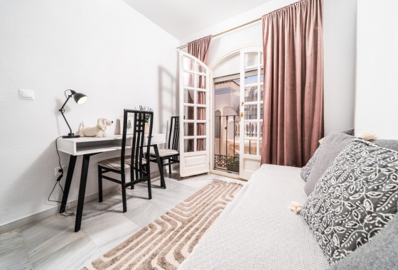 Revente - Appartement - Torrevieja - Aguas Nuevas