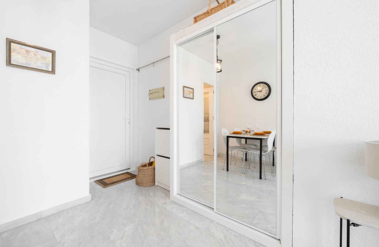 Revente - Appartement - Torrevieja - Aguas Nuevas