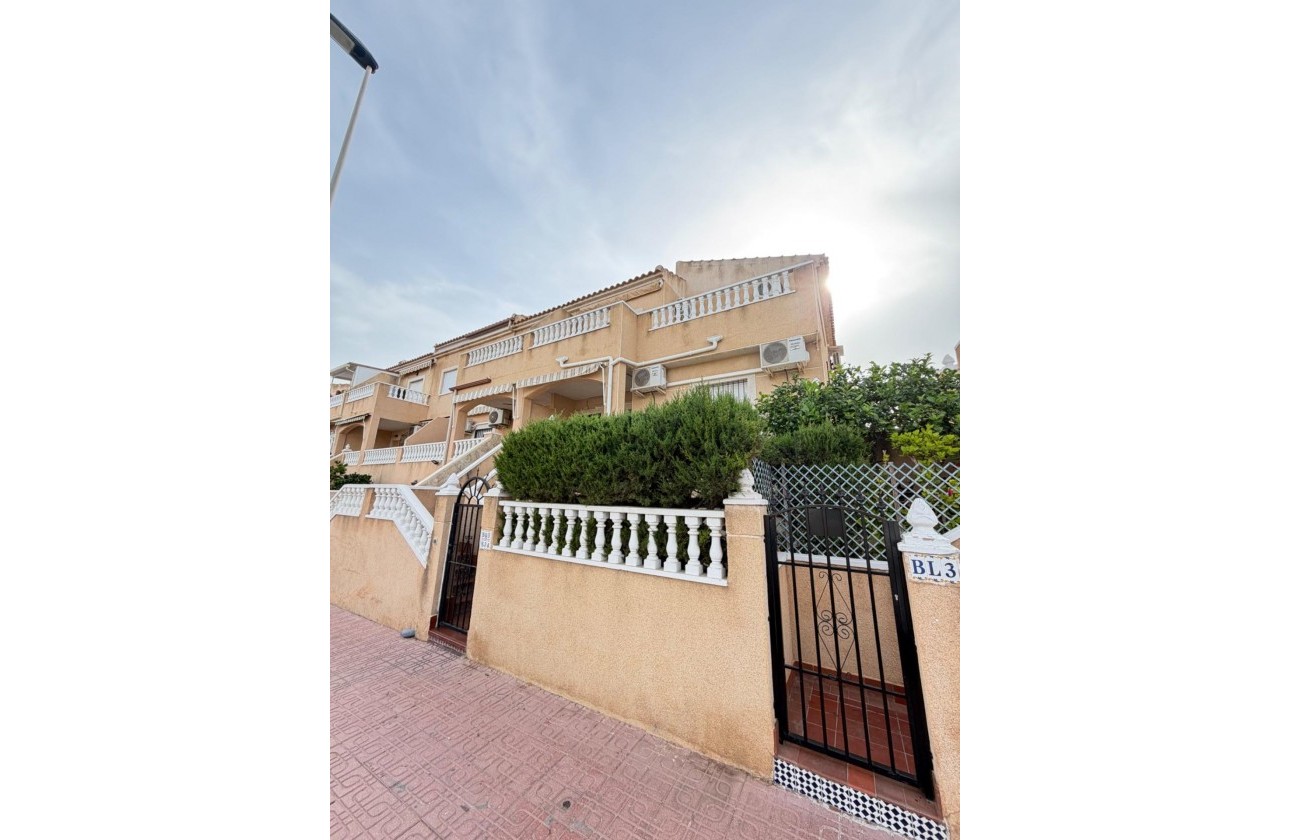 Resale - Apartment / flat - Torrevieja - Centro