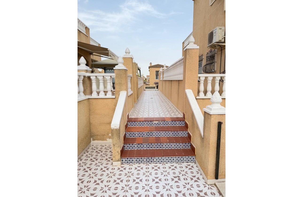 Resale - Apartment / flat - Torrevieja - Centro
