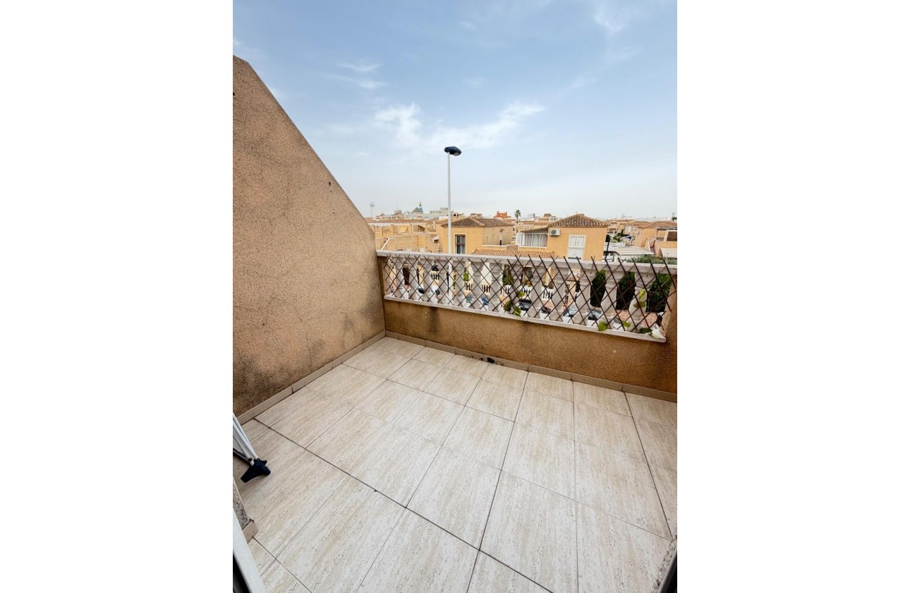 Resale - Apartment / flat - Torrevieja - Centro