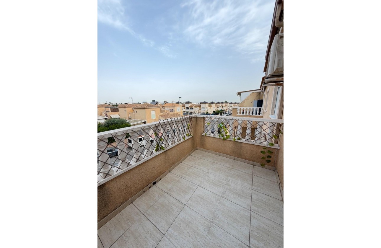 Resale - Apartment / flat - Torrevieja - Centro