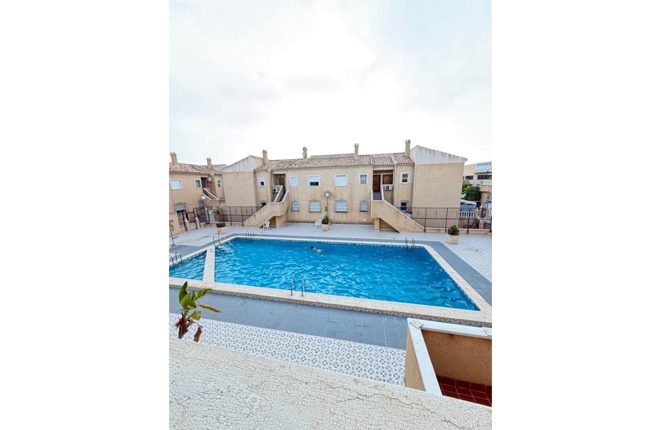 Resale - Apartment / flat - Torrevieja - Centro