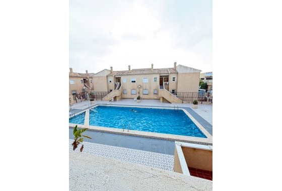 Resale - Apartment / flat - Torrevieja - Centro