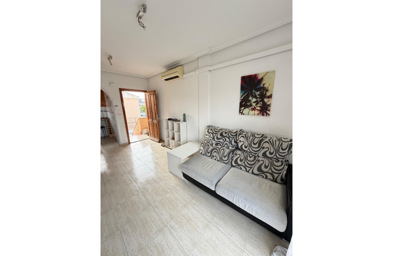 Resale - Apartment / flat - Torrevieja - Centro