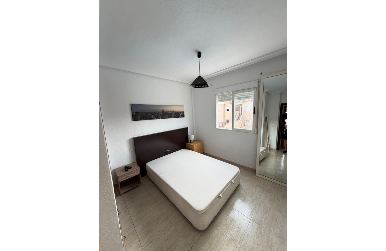 Resale - Apartment / flat - Torrevieja - Centro