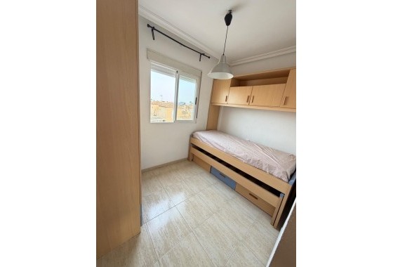 Resale - Apartment / flat - Torrevieja - Centro