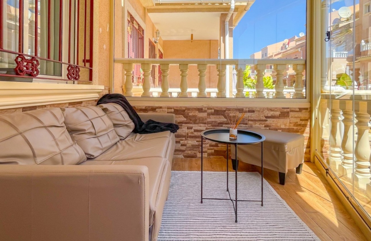 Revente - Villa - Orihuela Costa - Costa Blanca