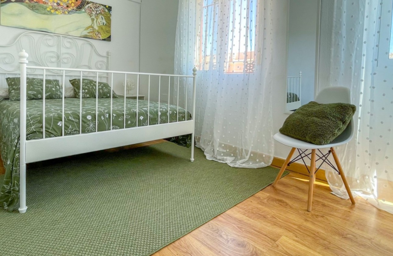 Revente - Villa - Orihuela Costa - Costa Blanca