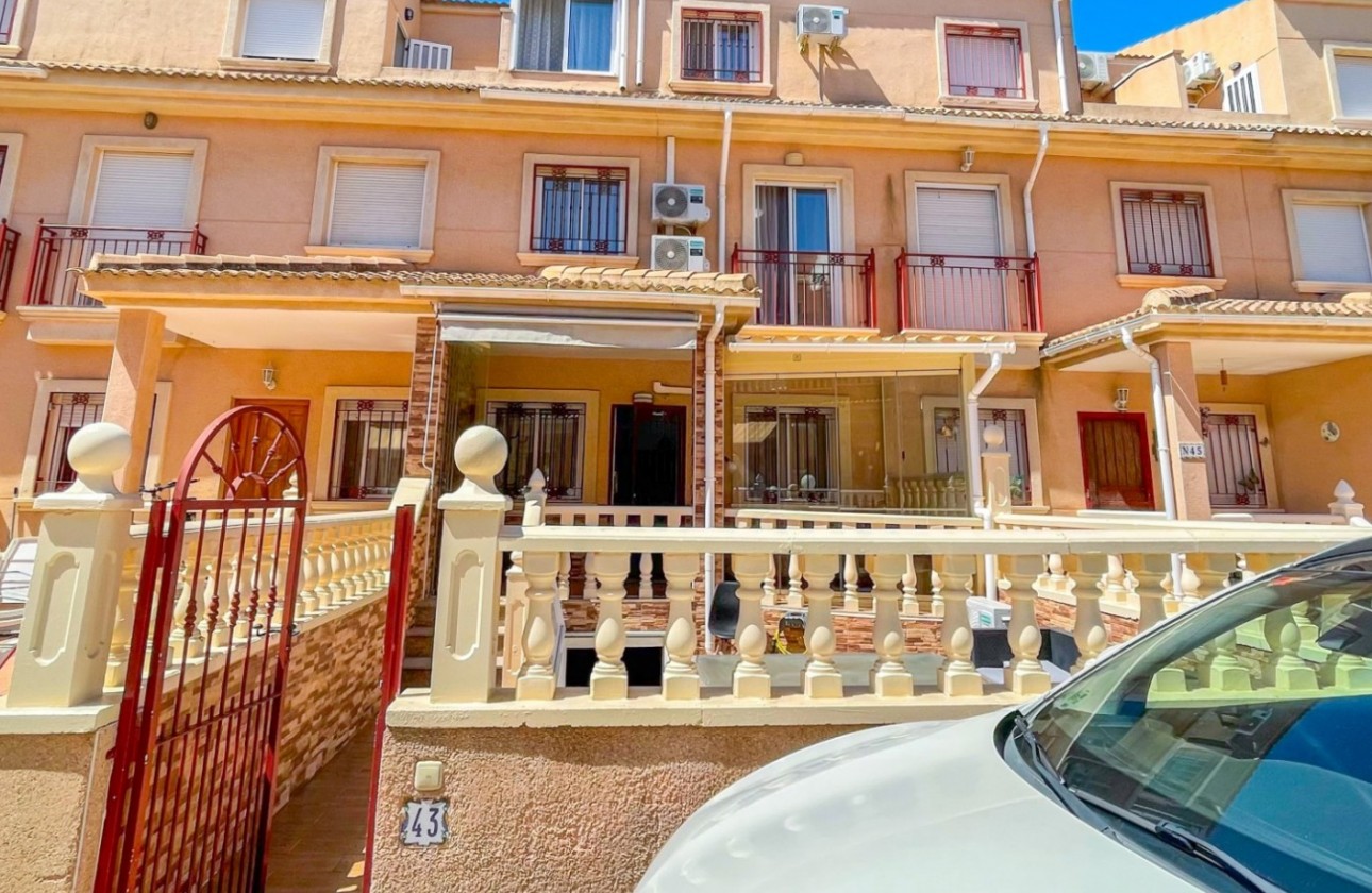 Revente - Villa - Orihuela Costa - Costa Blanca