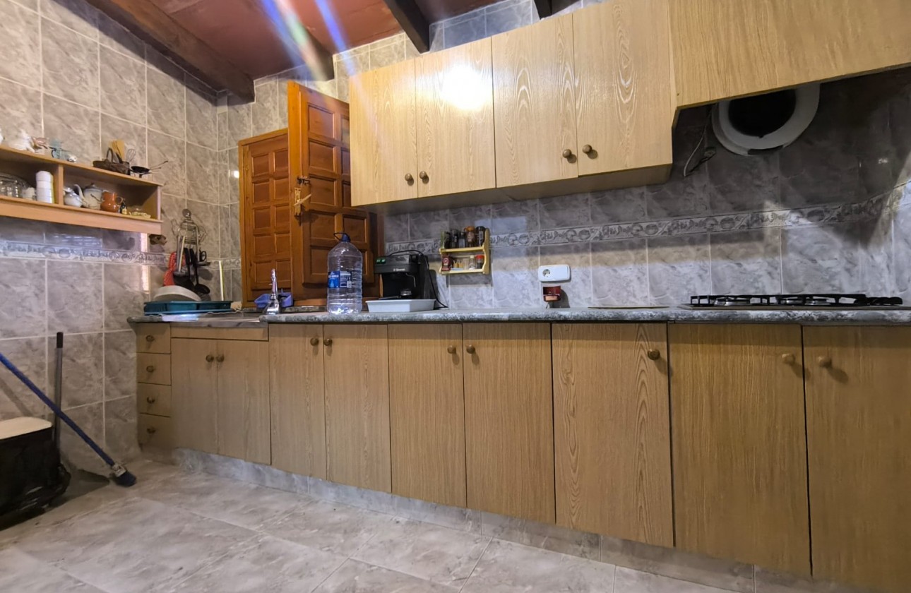 Reventa - Property - Pinoso - Inland