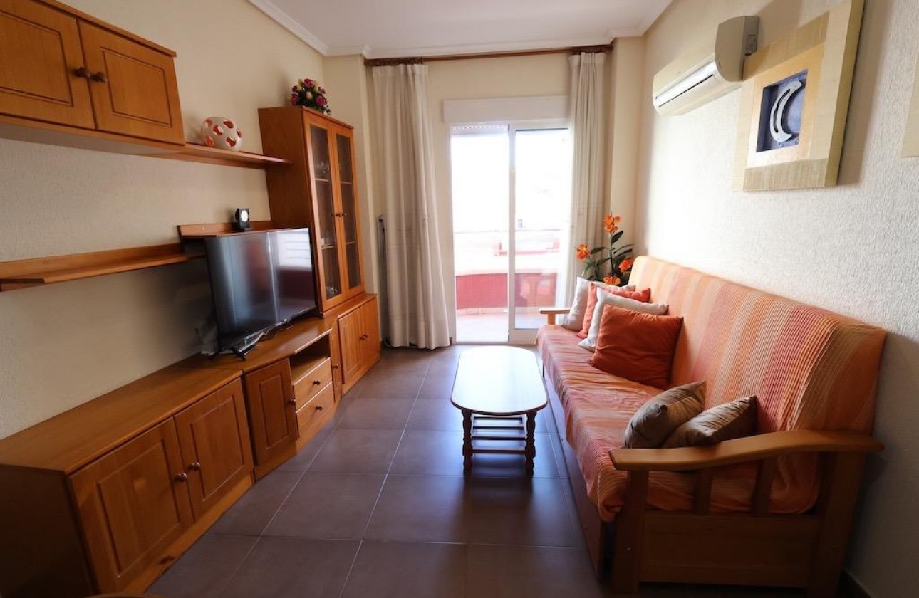 Resale - Apartment / flat - Torrevieja - Costa Blanca