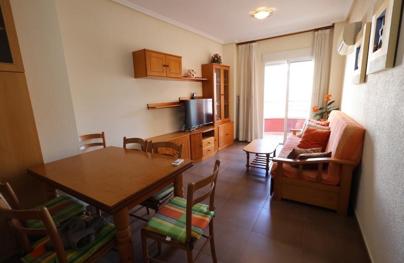 Resale - Apartment / flat - Torrevieja - Costa Blanca
