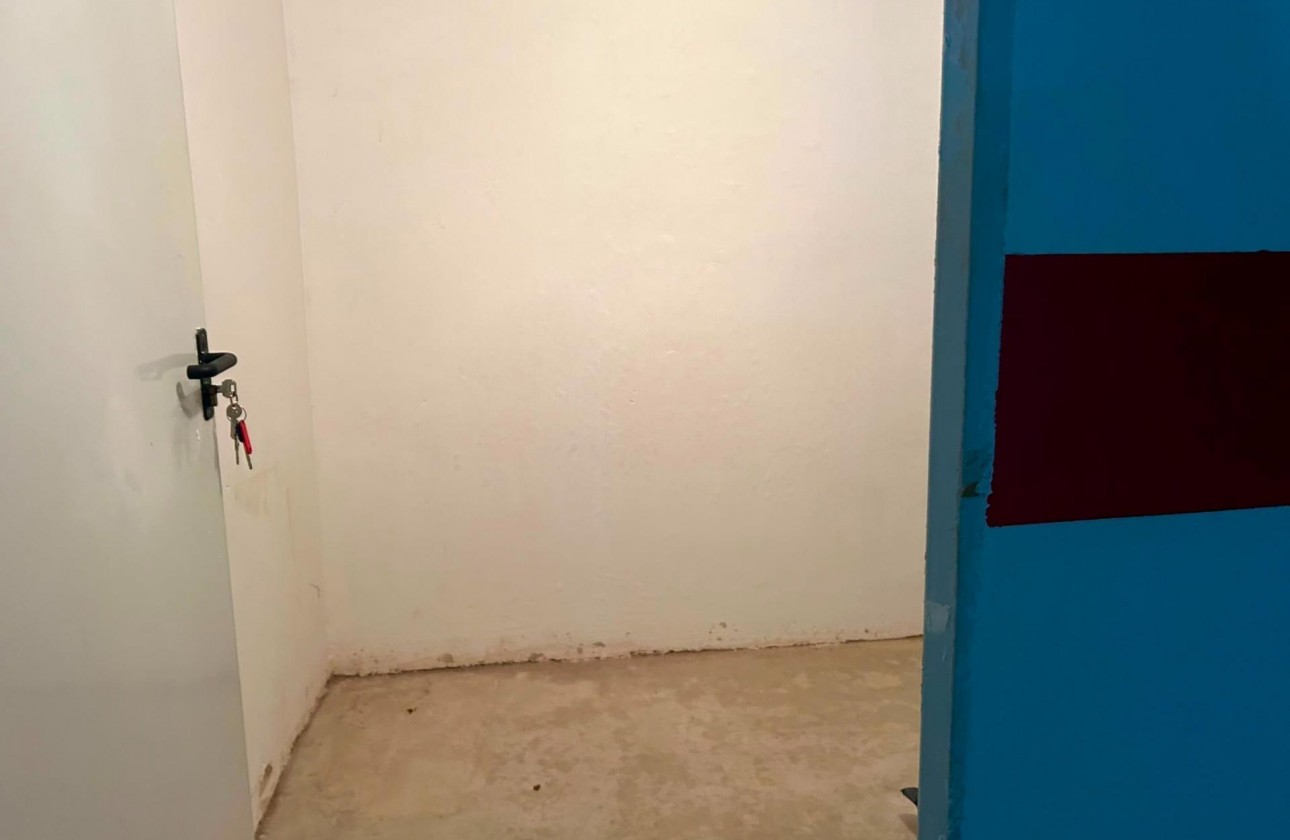 Resale - Apartment / flat - Torrevieja - Costa Blanca