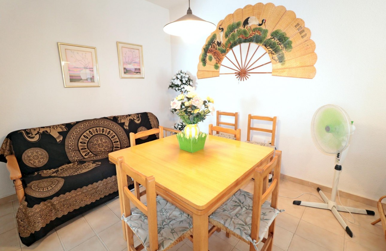 Resale - Bungalow - Torrevieja - El Acequión - Los Náufragos