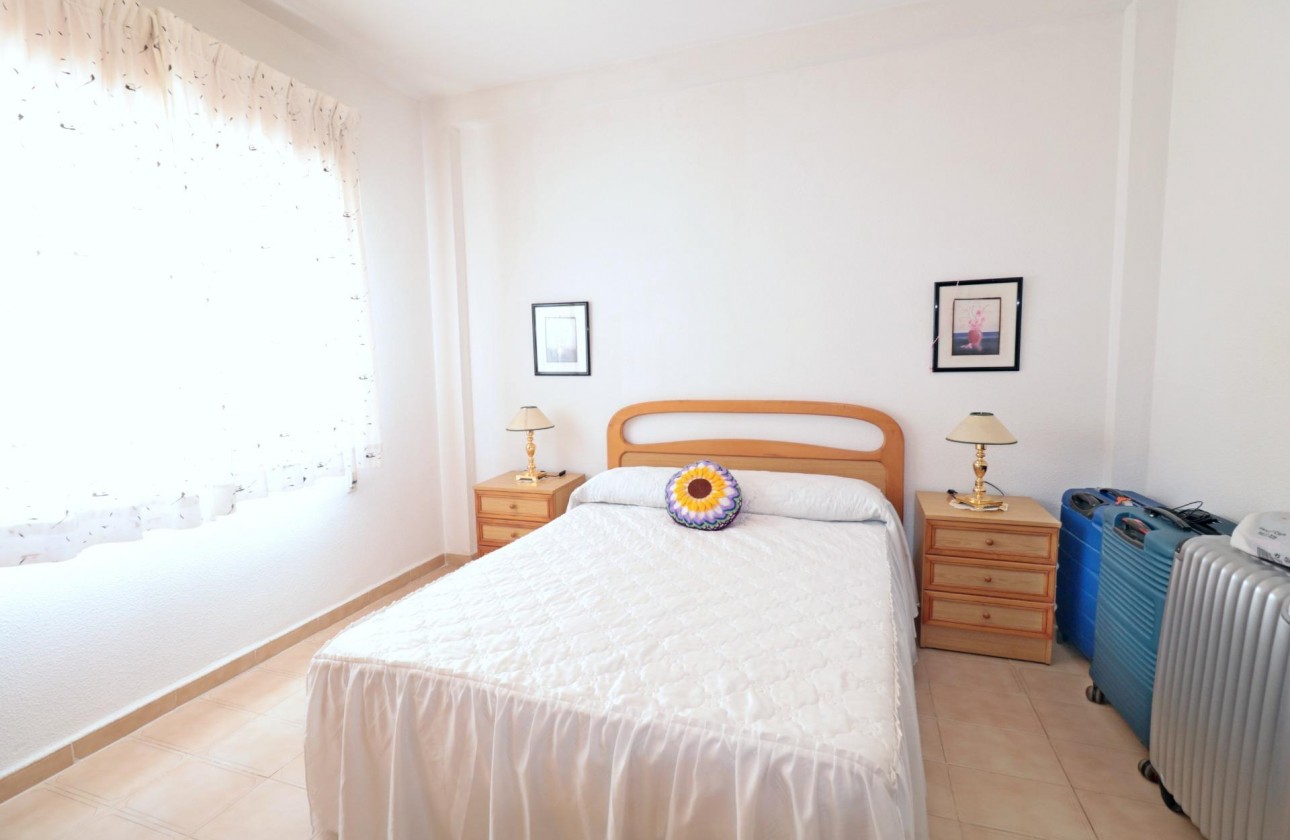Resale - Bungalow - Torrevieja - El Acequión - Los Náufragos