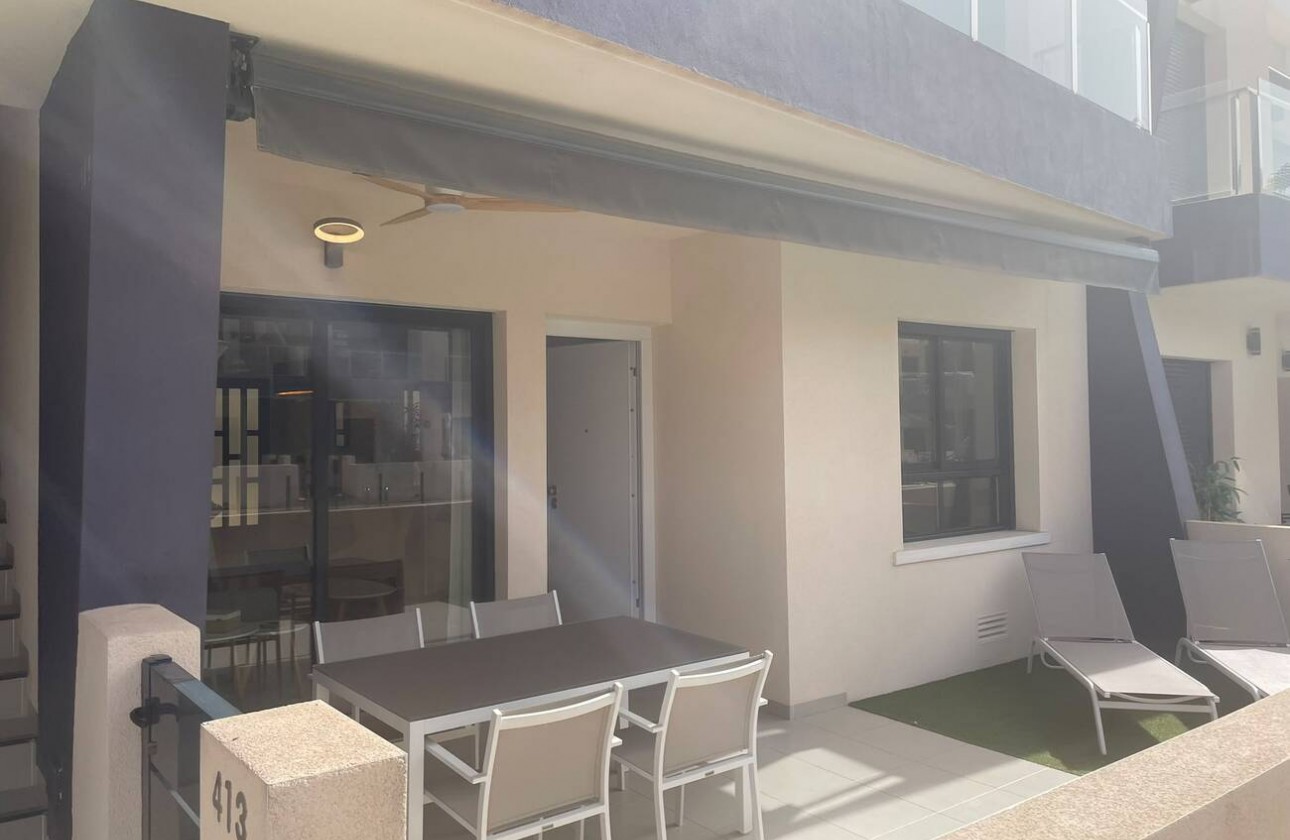 Resale - Apartment / flat - Pilar de la Horadada - TORRE DE LA HORADADA