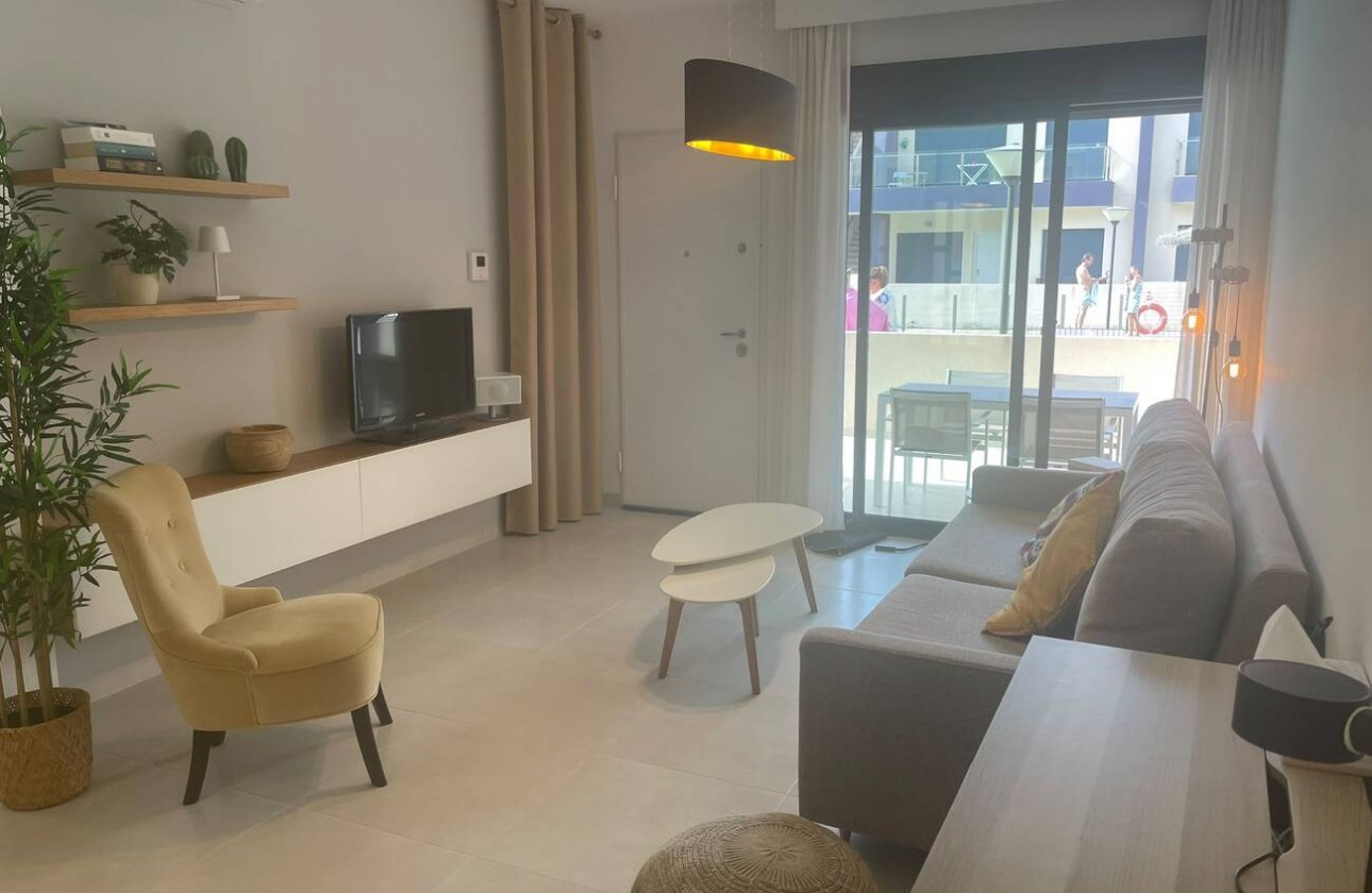 Resale - Apartment / flat - Pilar de la Horadada - TORRE DE LA HORADADA
