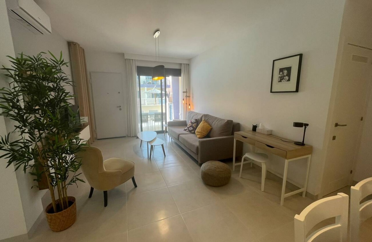 Resale - Apartment / flat - Pilar de la Horadada - TORRE DE LA HORADADA