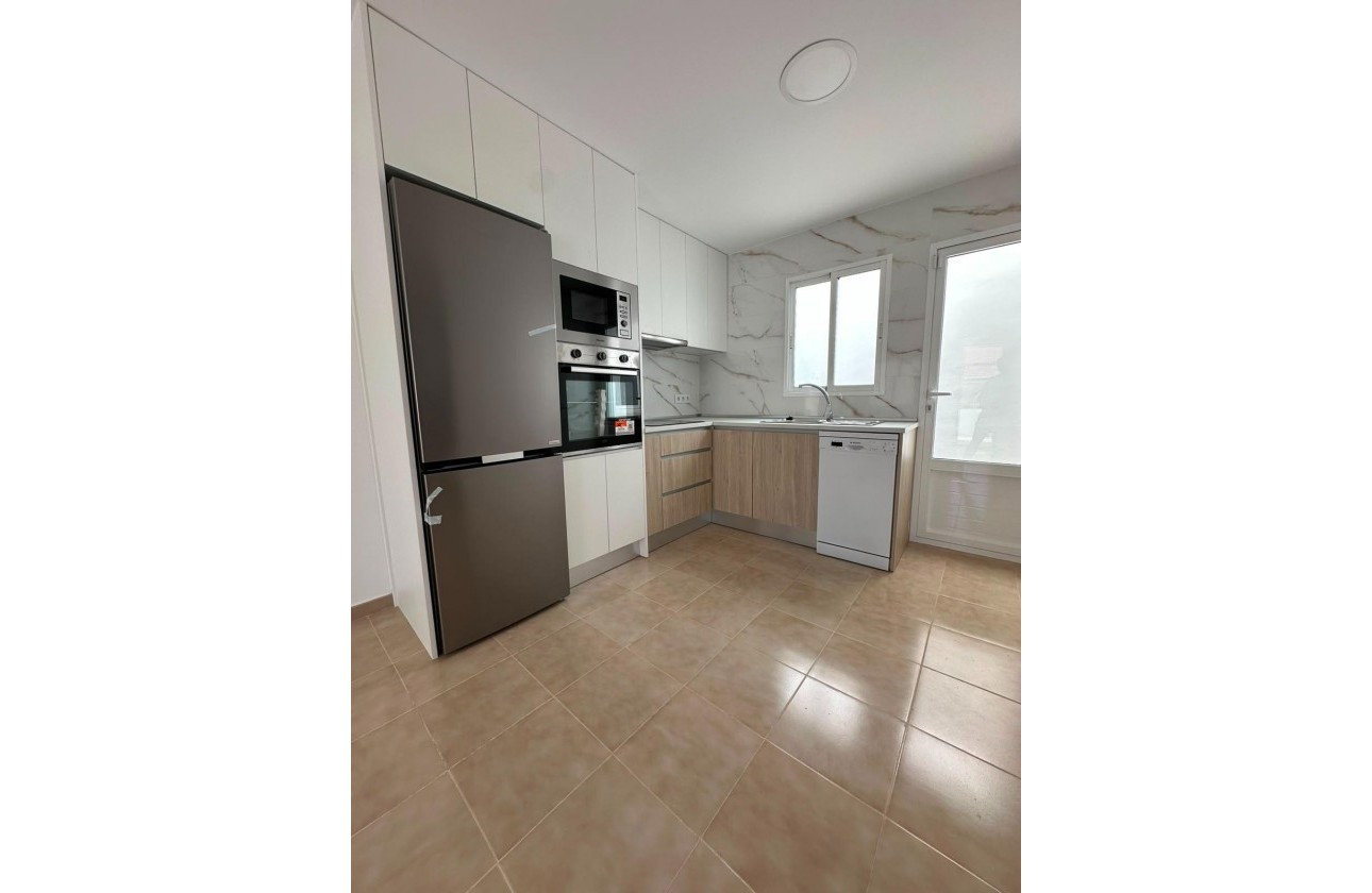 Resale - Bungalow - Torrevieja - La Siesta - El Salado - Torreta