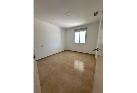 Resale - Bungalow - Torrevieja - La Siesta - El Salado - Torreta