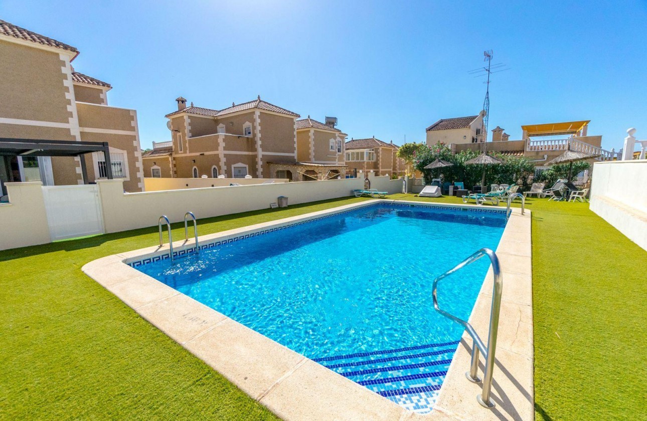 Revente - Villa - Orihuela Costa - Costa Blanca