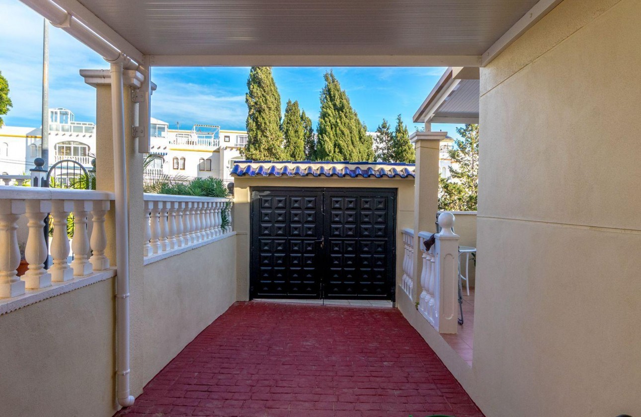 Revente - Villa - Orihuela Costa - Costa Blanca
