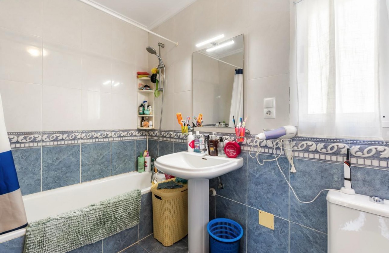 Revente - Villa - Orihuela Costa - Costa Blanca