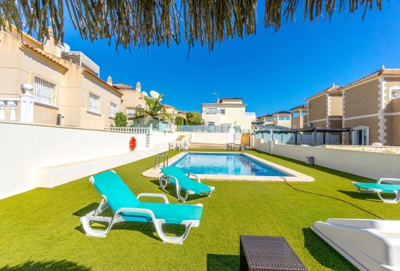 Revente - Villa - Orihuela Costa - Costa Blanca