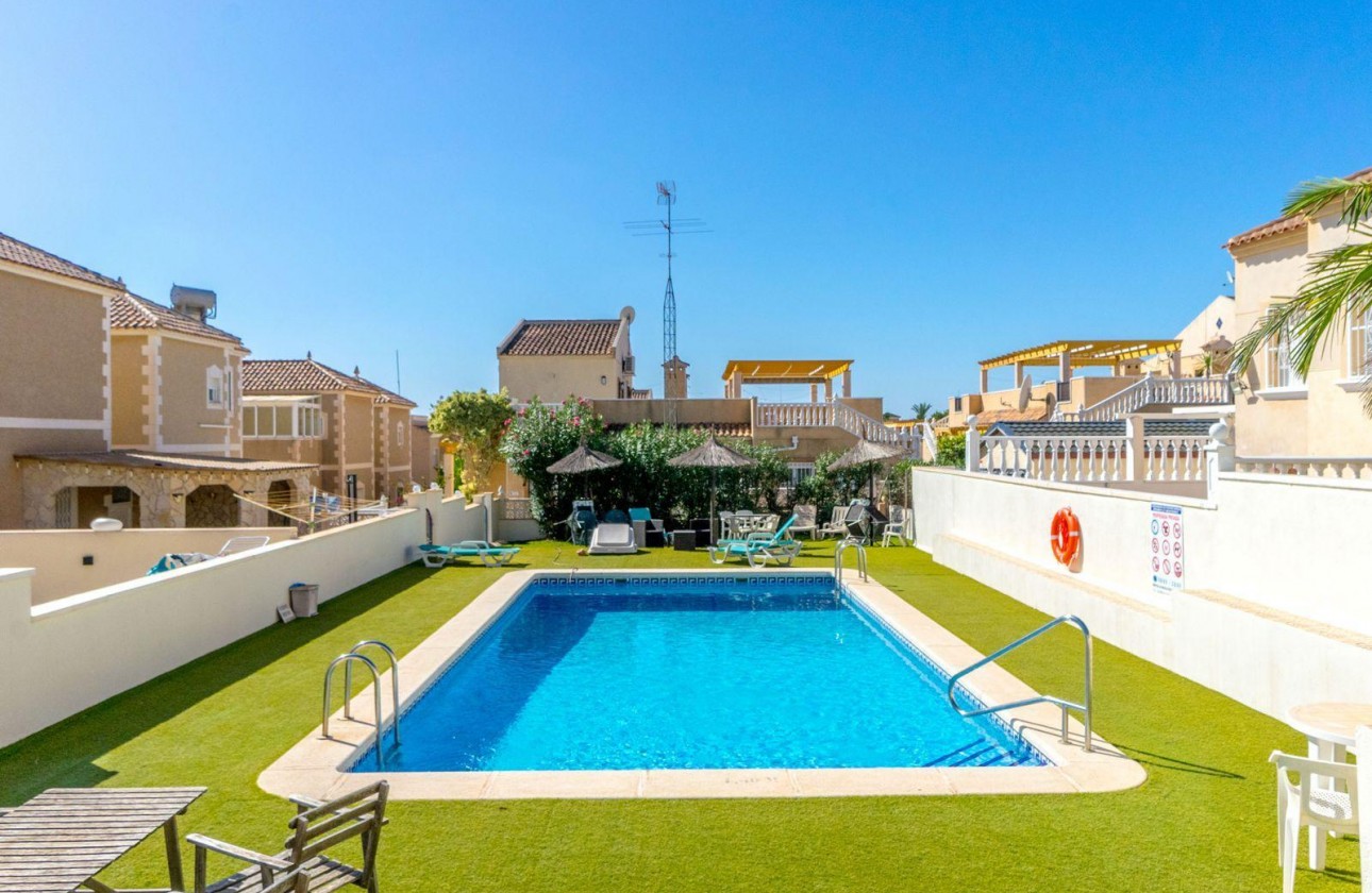 Revente - Villa - Orihuela Costa - Costa Blanca
