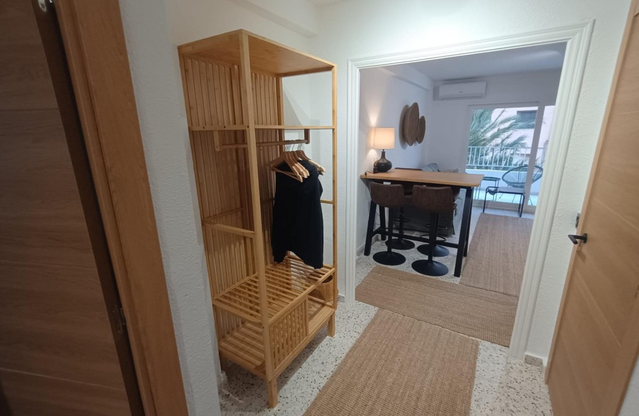 Resale - Apartment / flat - Guardamar del Segura - Urbanizaciones