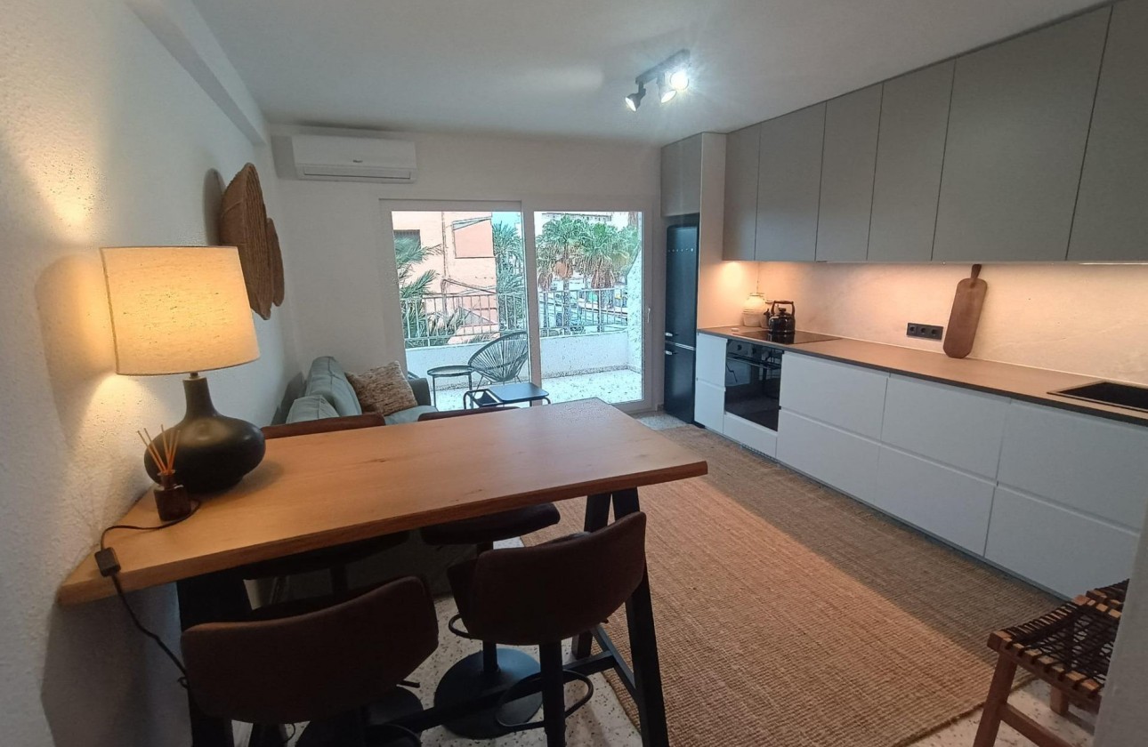 Resale - Apartment / flat - Guardamar del Segura - Urbanizaciones